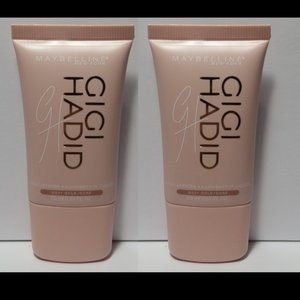 ...2 (two) NEW GIGI HADID GG21 Gold Liquid Foundation